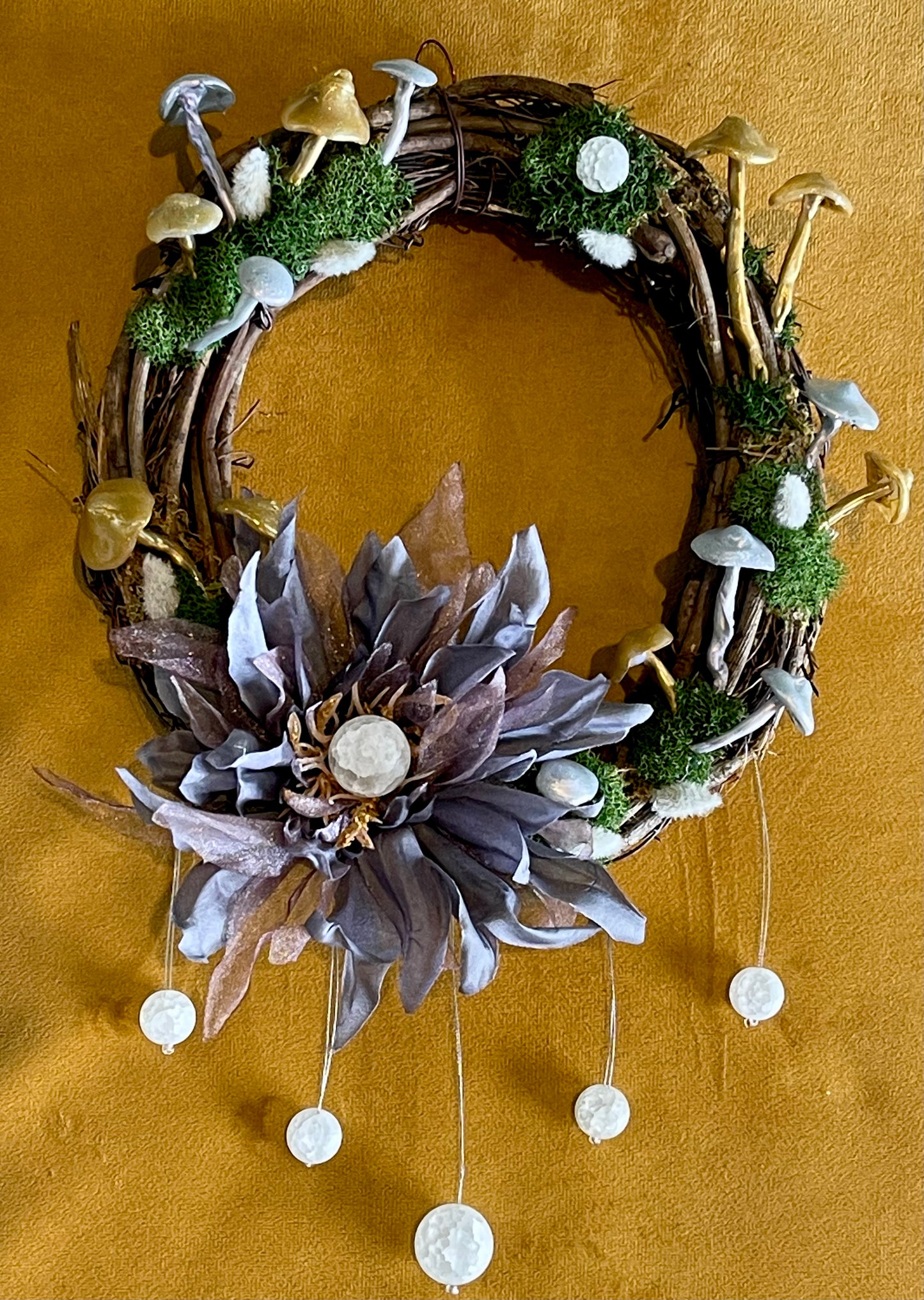 Keely Henkle- Handcrafted Mushroom Wreath with Selenite