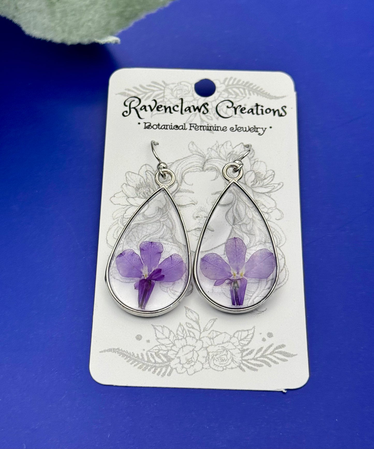 Ravenclaws Creations- Botanical Earrings