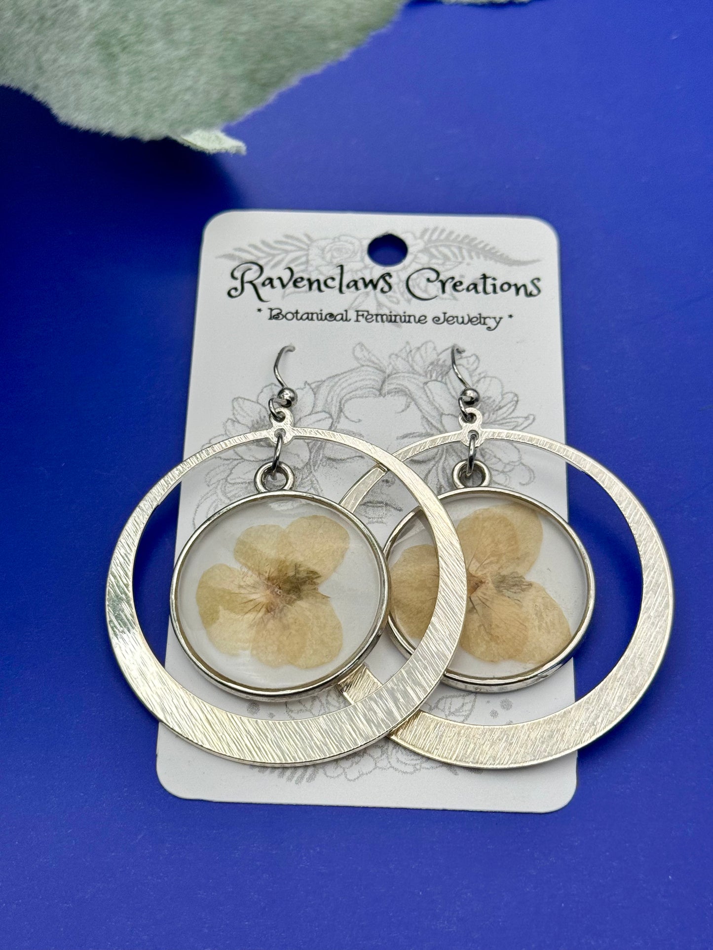 Ravenclaws Creations- Botanical Earrings