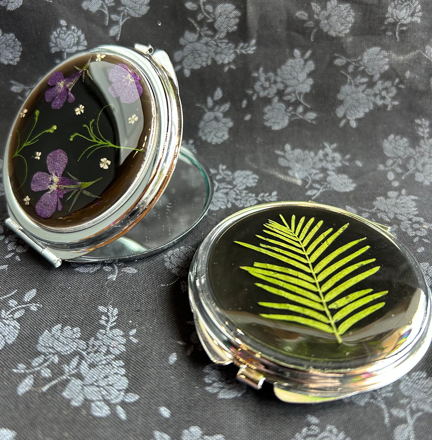 Ravenclaws Creations- Botanical Mirrored Compact