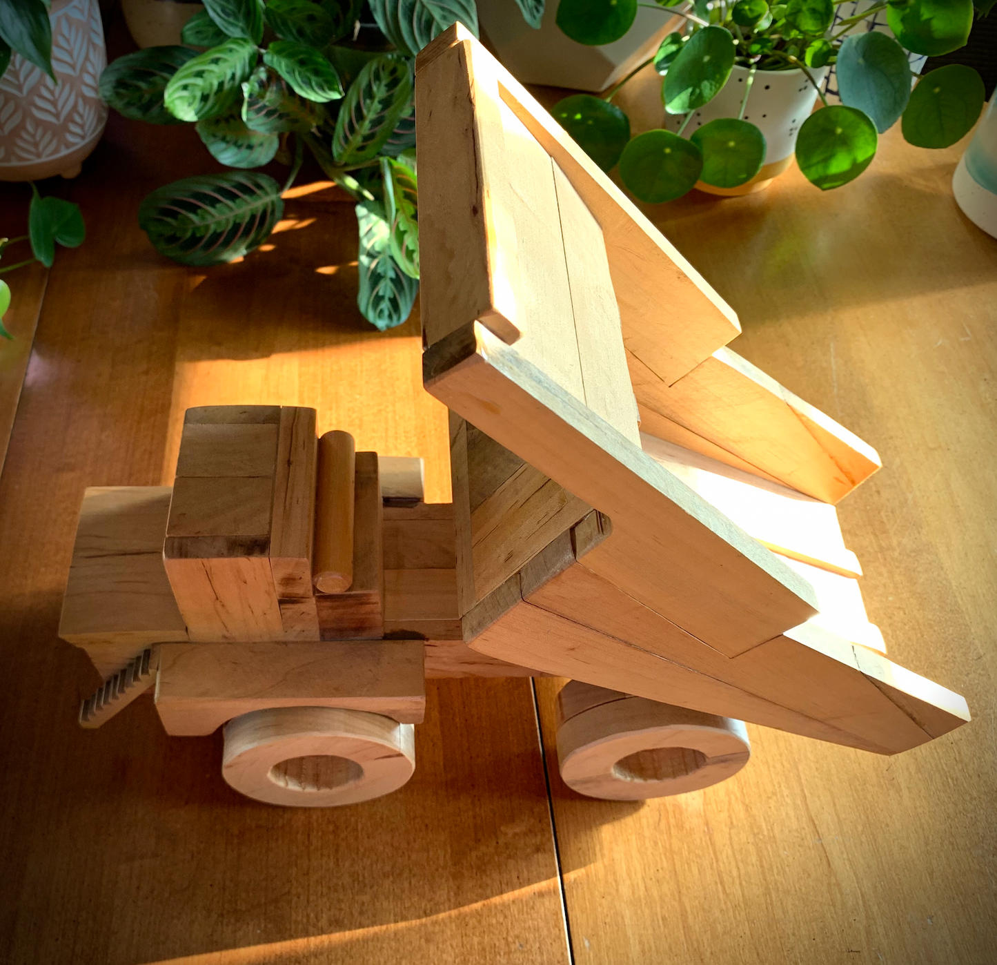 Toy-Boy Semi Dump Truck