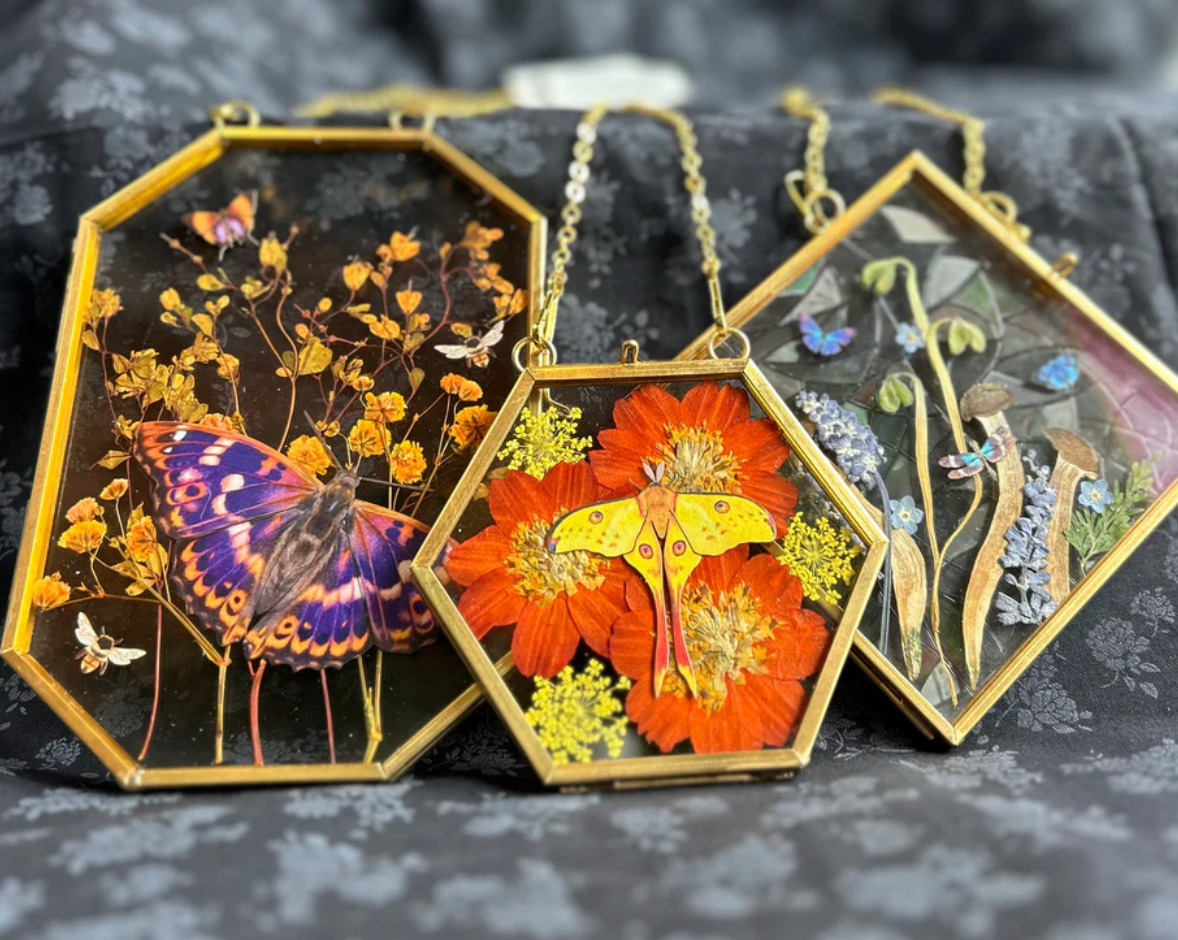 Ravensclaw Creations- Botanical Jewelry and Art