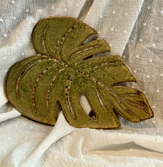 Nitra Olsen Ceramics- Monstera Leaf Plate