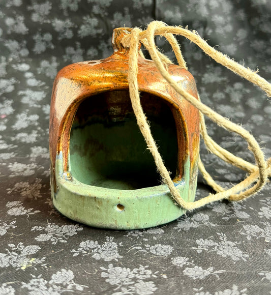 Nitra Olsen Ceramics- Bird Feeder