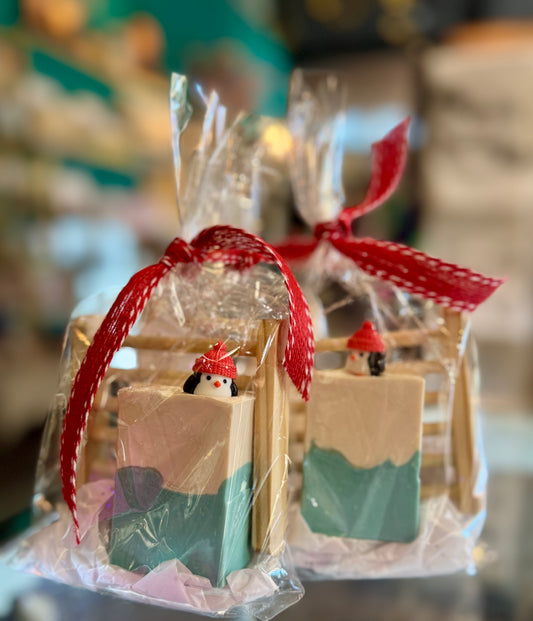 Pine & Paige Soap: Fig and  Spruce Pengin Gift Set