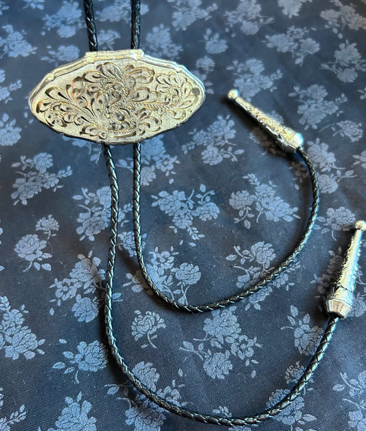 Beedle Button Stitch- Bolo Tie- Vintage Pill Box