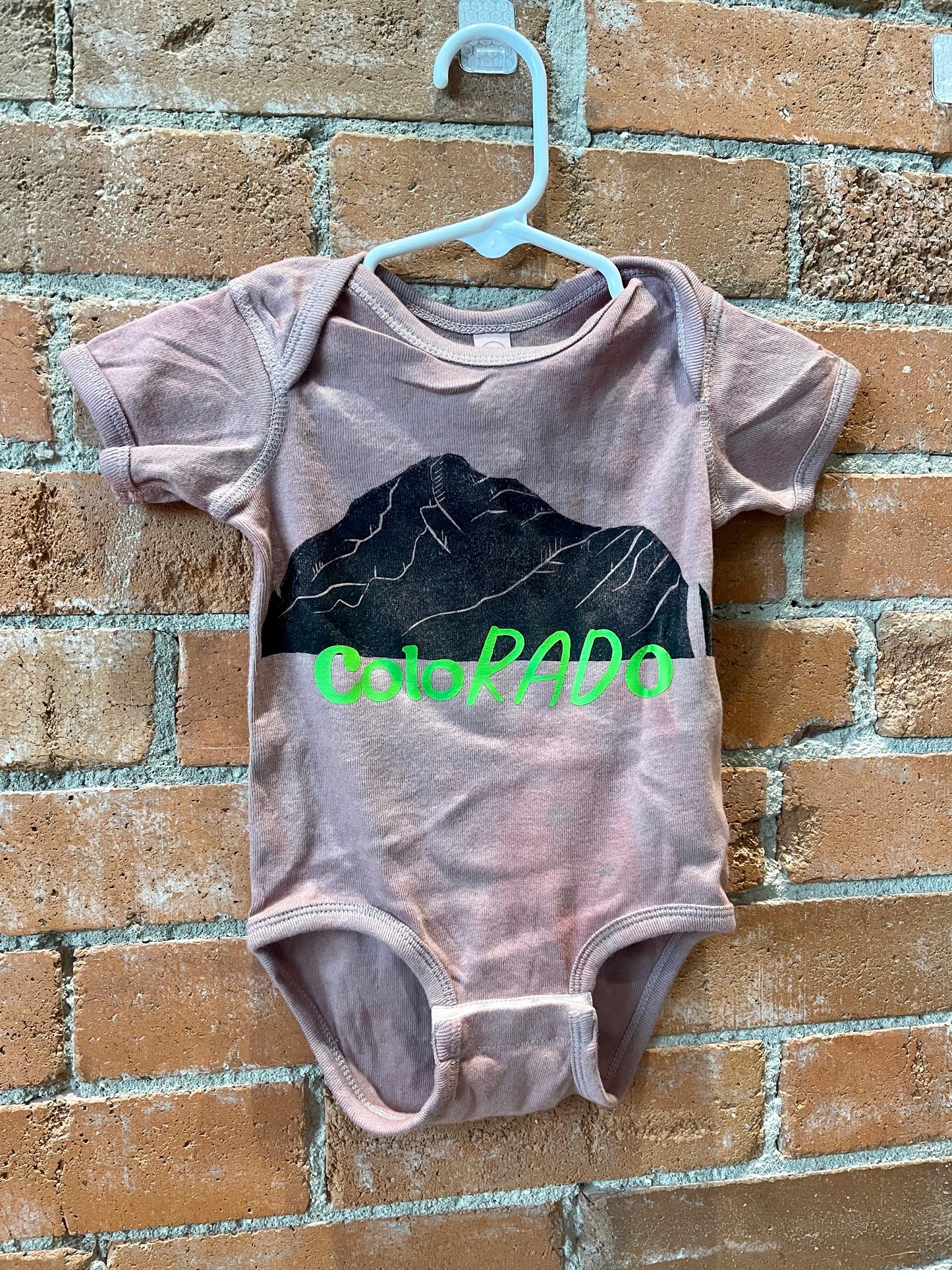 Scattered Mind ColorRADo Baby Onesie