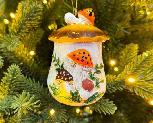 Twinkltoast- Retro Ornaments- Merry Mushroom
