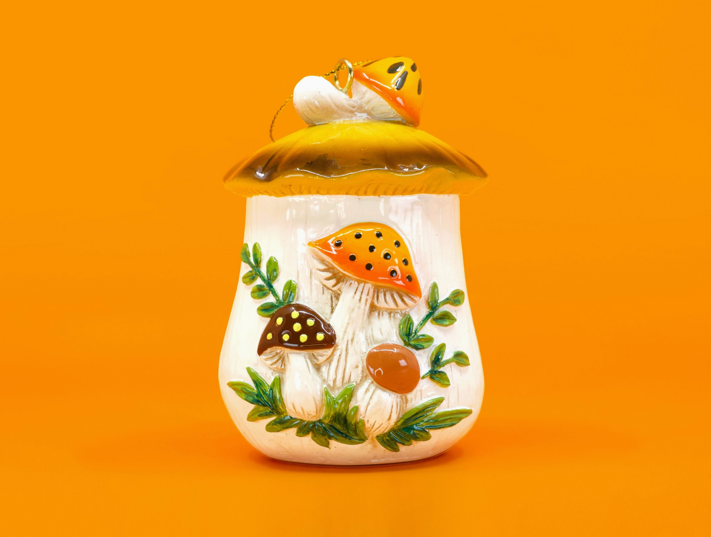 Twinkltoast- Retro Ornaments- Merry Mushroom