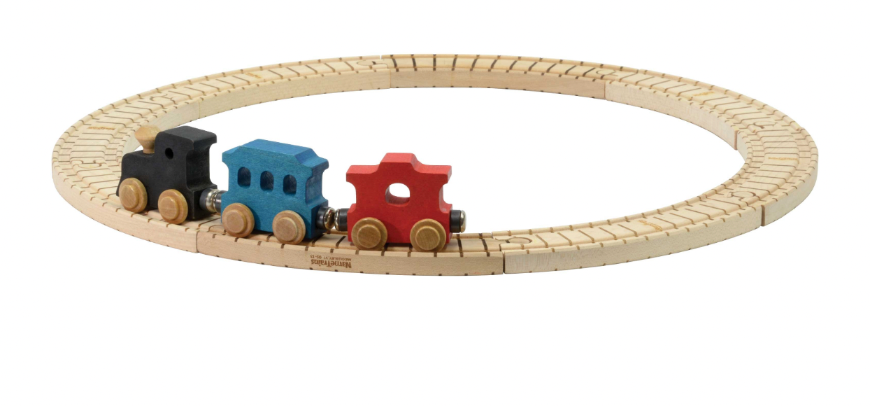 Maple Landmark Train Set: Basic