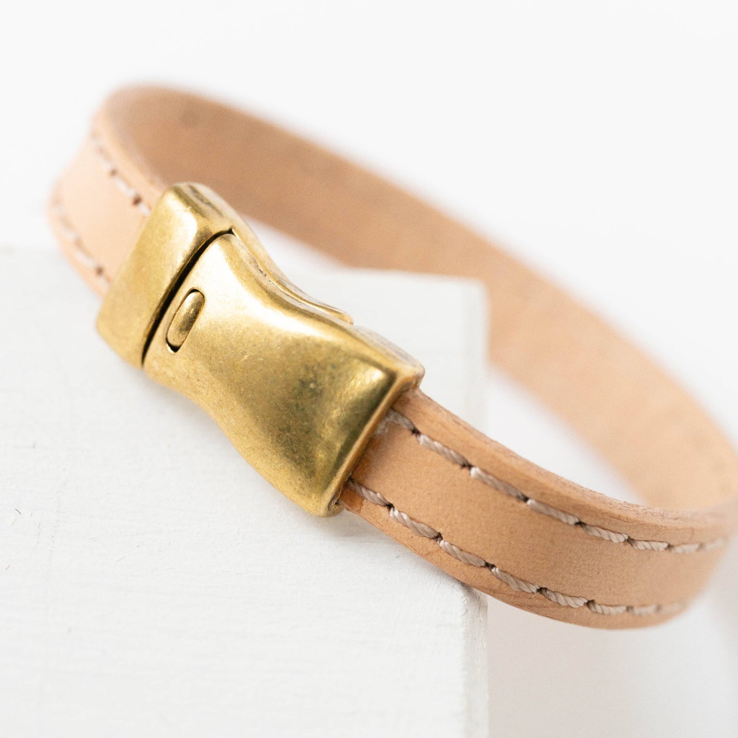 Nest Pretty Things Stitched Leather Magnetic Bracelet